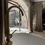 Apartman L'ecrin Cache Avec Billard Et Baignoire Ilot *