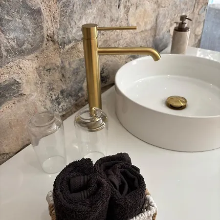 Appartement L'ecrin Cache Avec Billard Et Baignoire Ilot Anduze